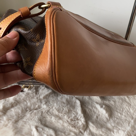 ⭐️⭐️SOLD on IG⭐️Louis Vuitton Montsouris GM - Picture 7 of 14